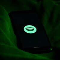 Spotify Keeps Stopping