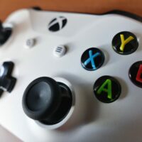 xbox keeps