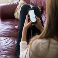 Kik keeps saying connecting